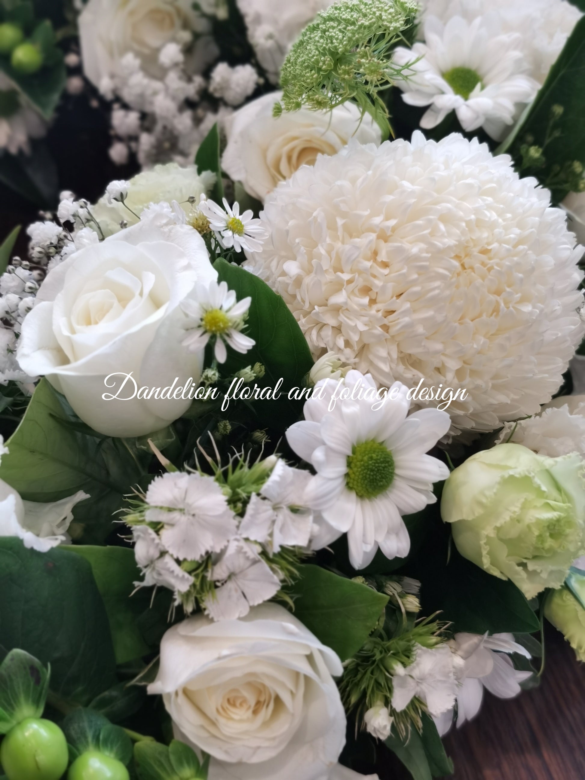 This Sympathy Wreath is made from a selection of fresh seasonal flowers arranged with green foliage, handmade by our skilful florists.
Standard: 50 cm in diameters; 
Large: 60cm in diameters; 
X-large: 70cm in diameters;
Please note: There is 2 business day lead time on all wreaths.