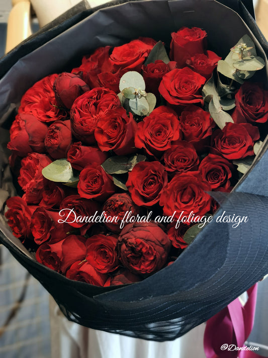 Roses only bouquet starting price includes 20 stems of premium 40cm red roses.
Available in 30, 40, 60…up to 100 stems. Pictured is 40 stem bouquet.