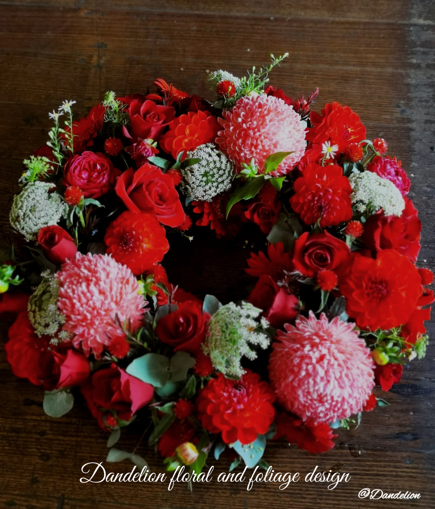 This Sympathy Wreath is made from a selection of fresh seasonal flowers arranged with red/pink flowers, foliage, handmade by our skilful florists.
Standard: 50 cm in diameters; 
Large: 60cm in diameters; 
X-large: 70cm in diameters;
Please note: There is 2 business day lead time on all wreaths.
