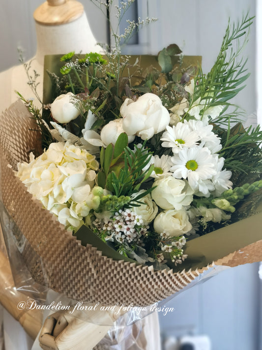Native Bunch, Flower Delivery, Kew East Florist  Dandelion Florist – Dandelion  Floral and Foliage Design